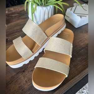 Beautiful Gold REEF sandals
